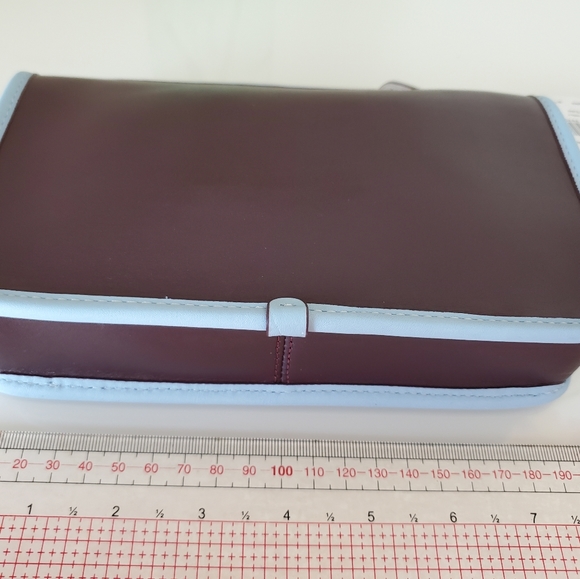 Coach Britt Wristlet in Colorblock - Picture 8 of 12